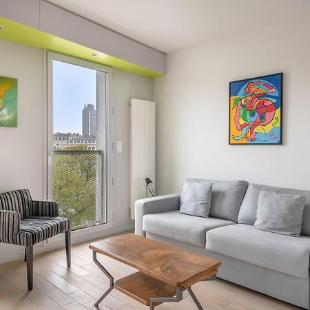 En Plein Coeur De Ville Bel Appartement Pour 6 Nantes Esterno foto
