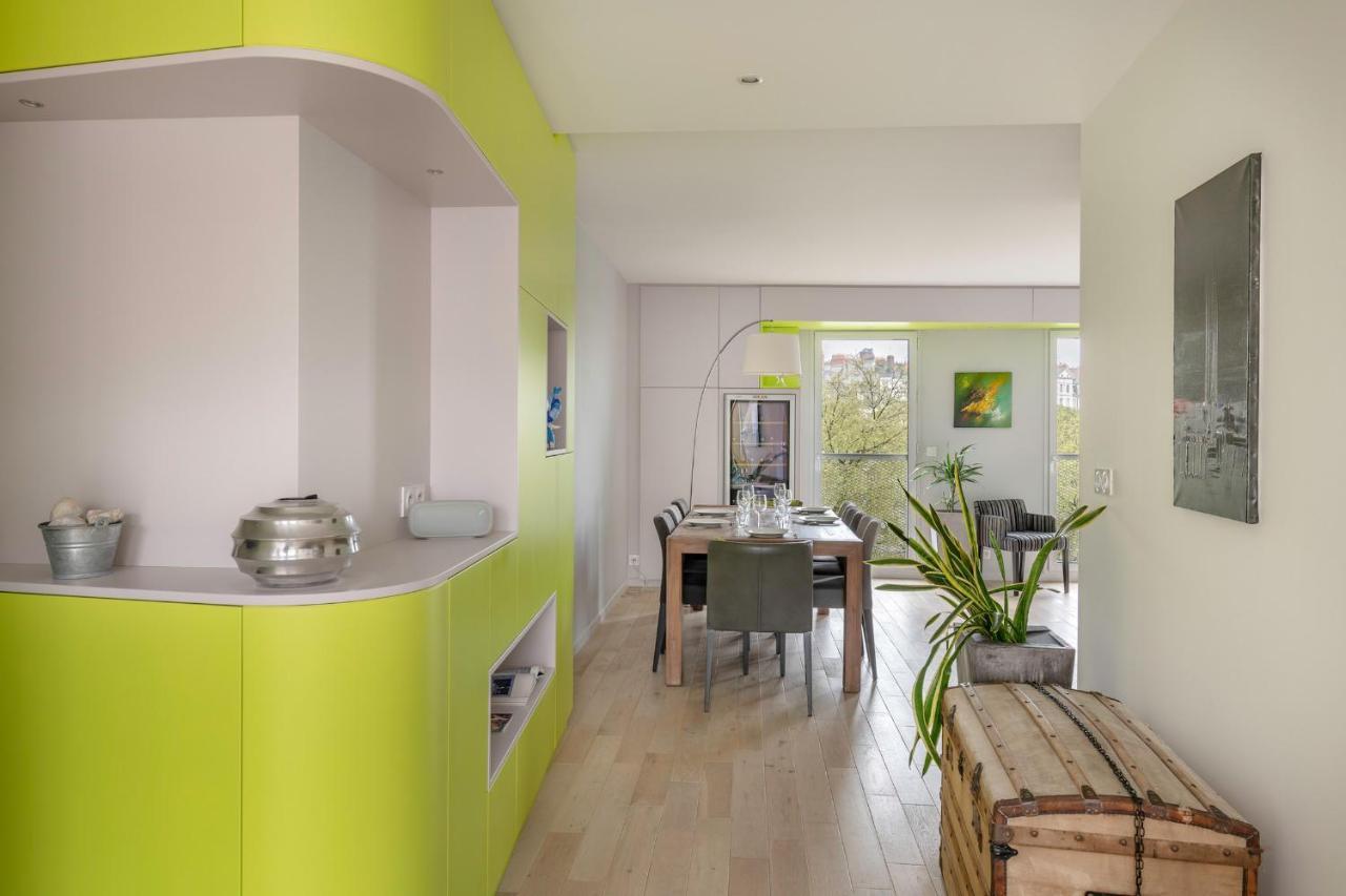 En Plein Coeur De Ville Bel Appartement Pour 6 Nantes Esterno foto